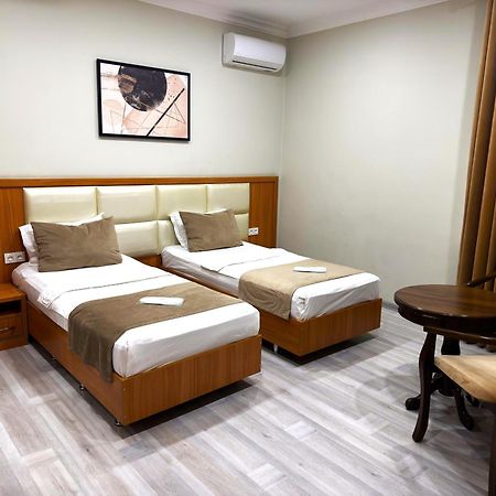 The Moon Tashkent Hotel 外观 照片