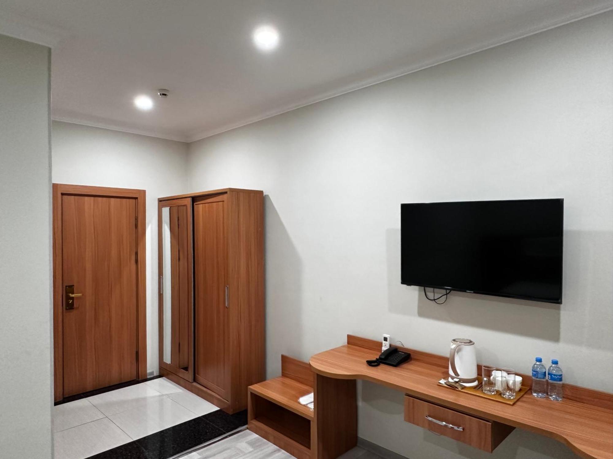 The Moon Tashkent Hotel 外观 照片